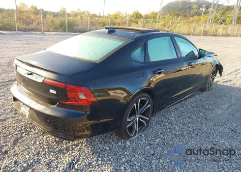 2021 Volvo S90 Recharge Plug-In Hybrid T8 R-Design from USA, damaged, VIN LVYBR0AT9MP197408